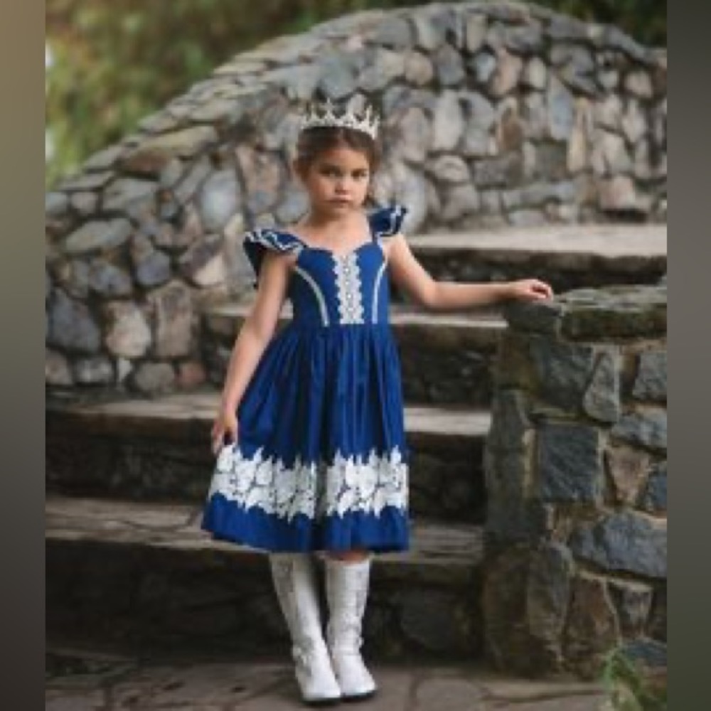 Trish Scully size 7 Blue Dress